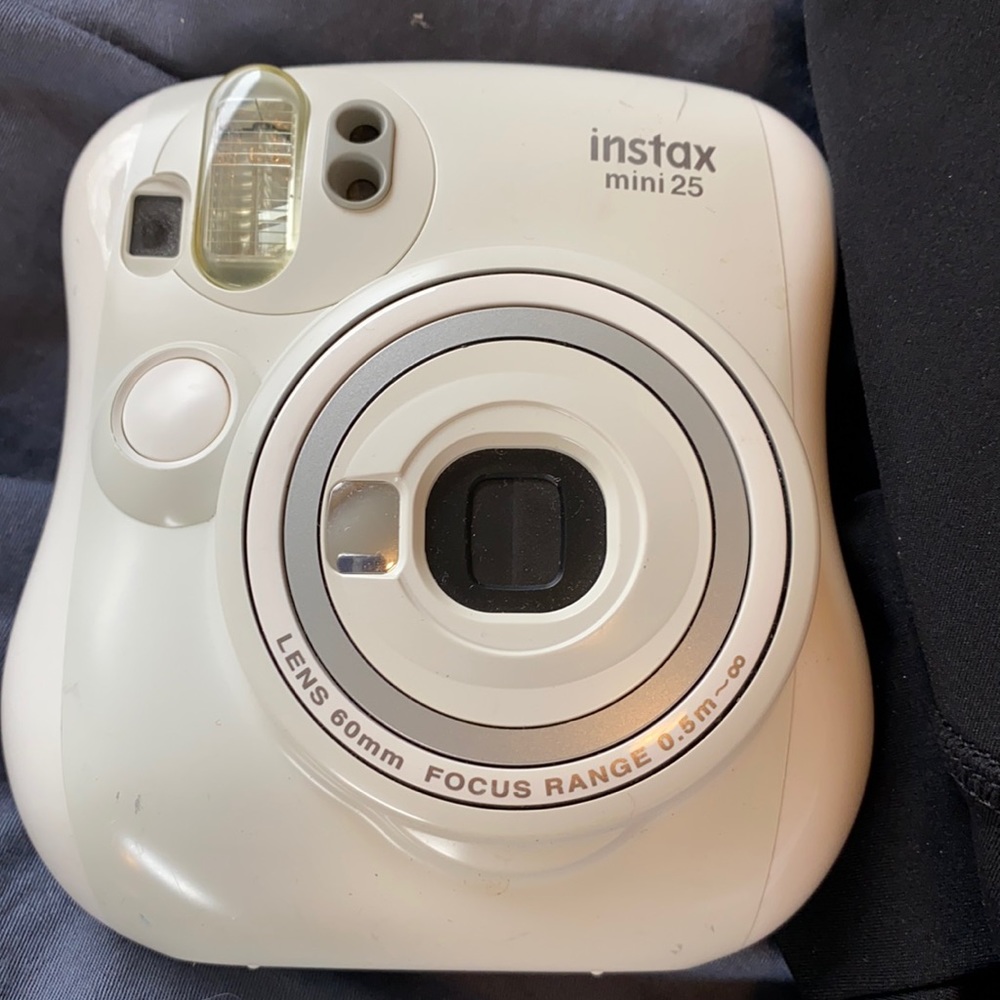 Instax mini 25 Polaroid camera